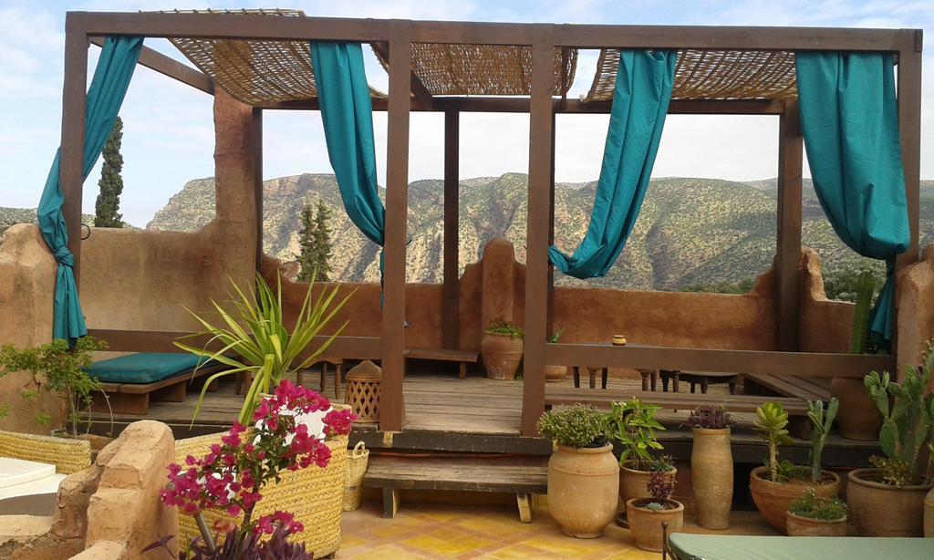 Riad Cascades D'Ouzoud Exteriör bild