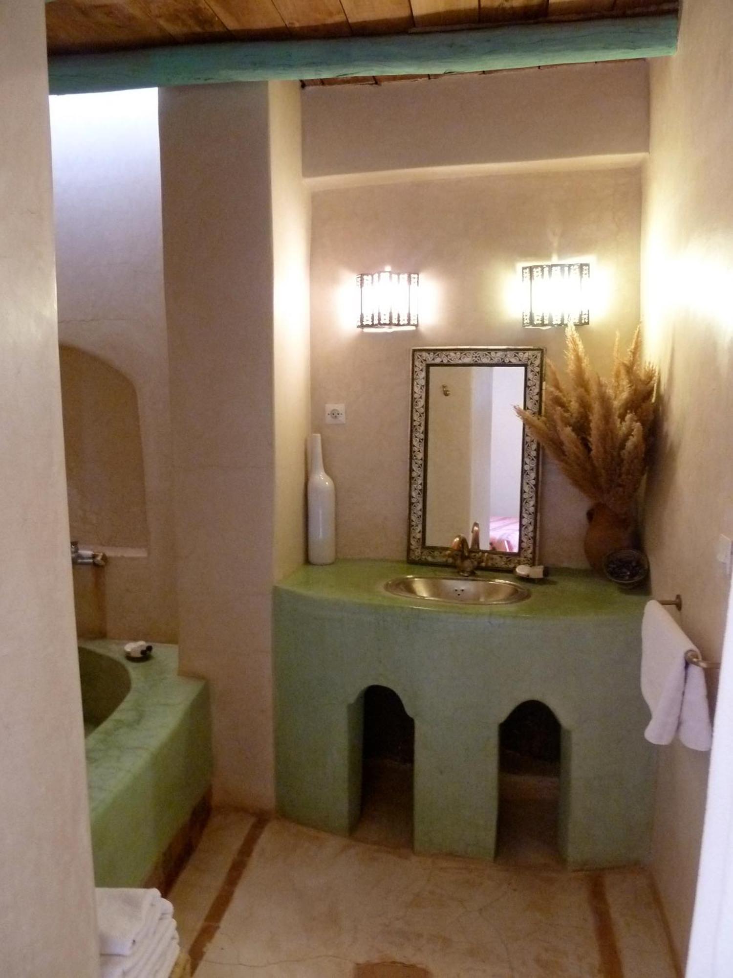 Riad Cascades D'Ouzoud Exteriör bild